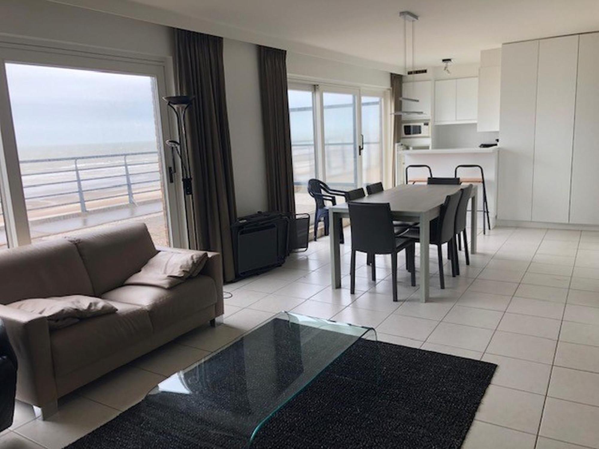 Residentie Sofia, Coxy-beach, Iepenwal, Kraaienest, Atlantic, Royal, Miramar *